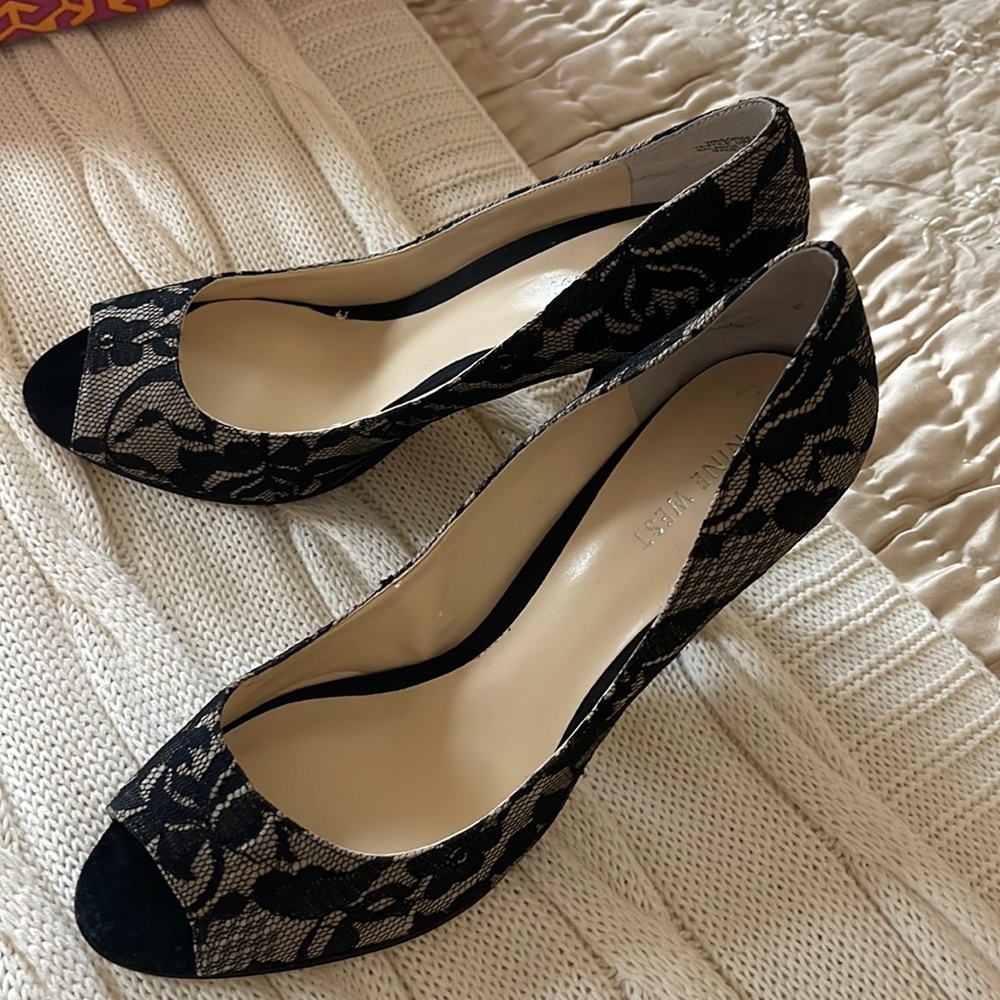 Nine west lace chic heels never used